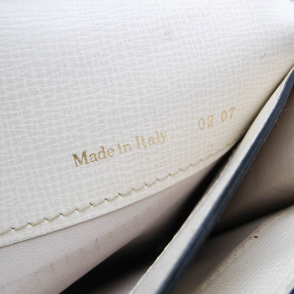 Valextra Women's Leather Long Wallet (bi-fold) Cream - Picture 15 of 16